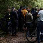 IMG_9208 Fragen und Antworten oberhalb der Bahntrasse